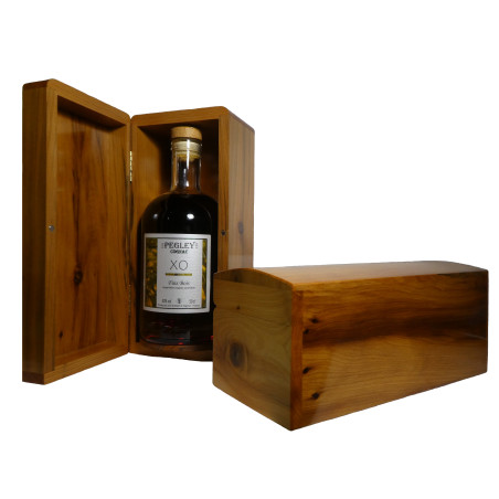 Cognac PEGLEY "Mélodie" XO Fins Bois : Coffret individuel en bois